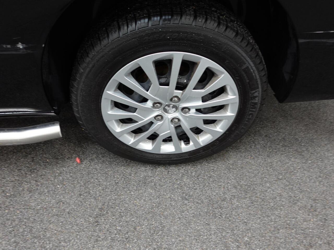 Peugeot EXPERT 145PK Automaat L3 Trekhaak Navigatie parkeersensoren Airco 3 zits cruise control