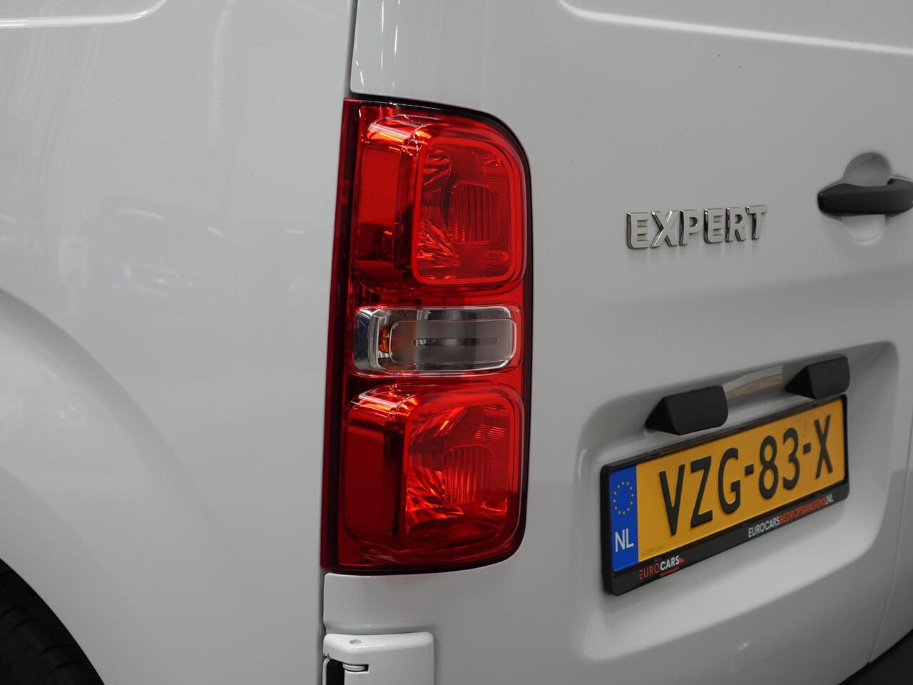 Peugeot EXPERT 1.5 BlueHDI 120PK L2 Airco Navigatie Cruise control Trekhaak