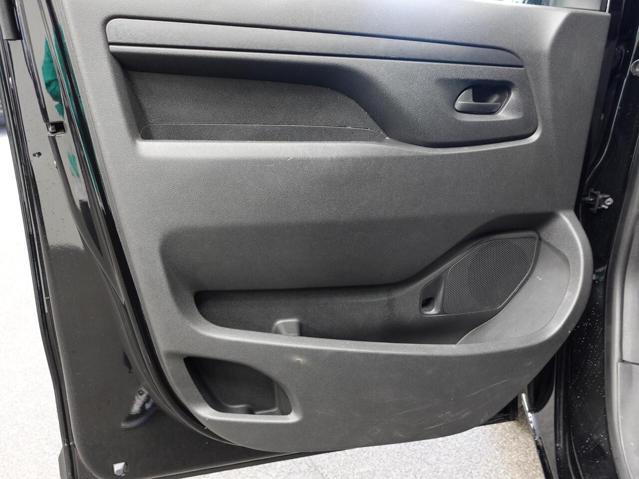 Peugeot EXPERT 2.0 BlueHDI 145pk L3 Automaat Airco Navigatie Cruise control Trekhaak Carplay