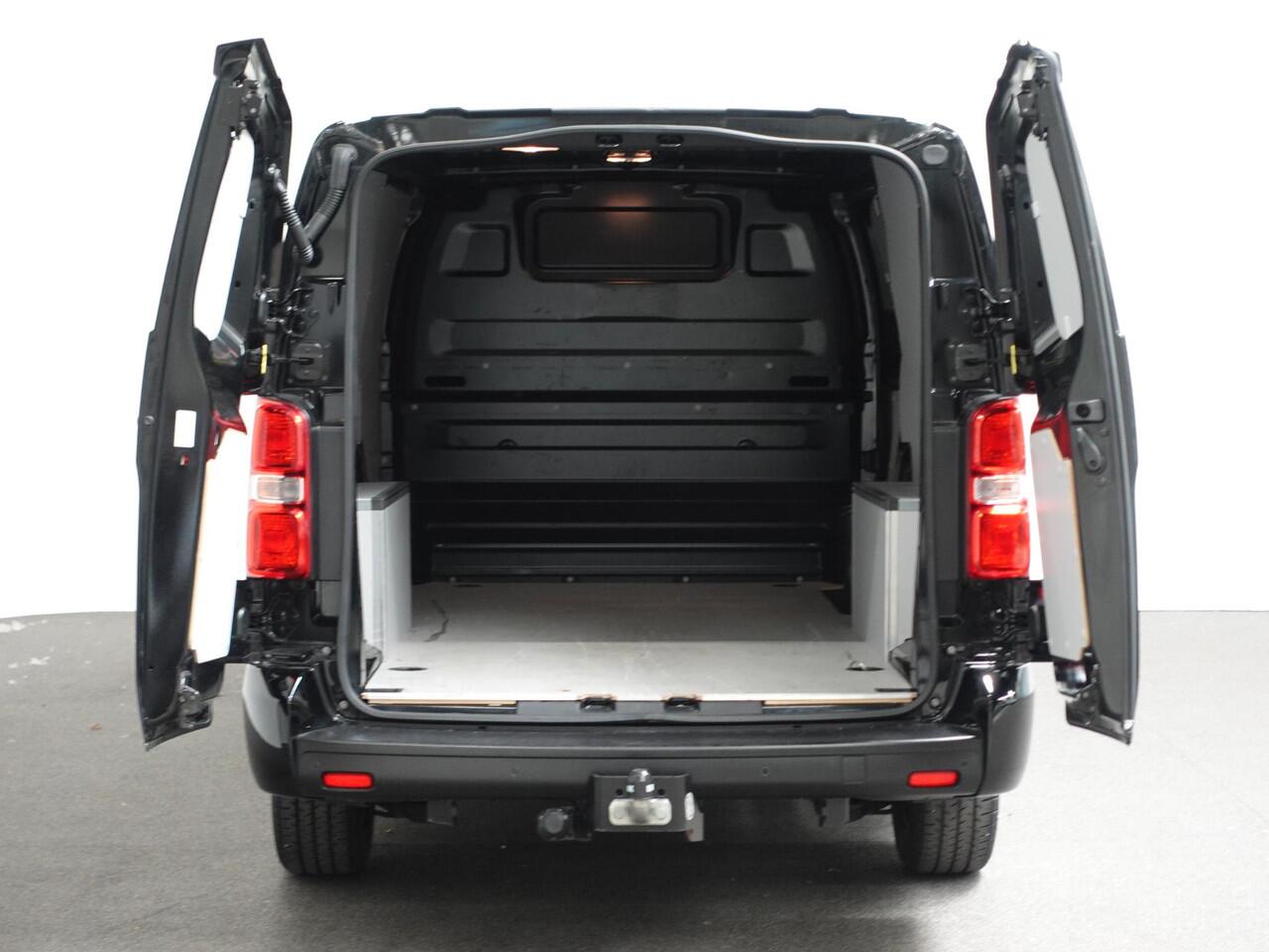 Peugeot EXPERT 2.0 BlueHDI 145PK L3 Automaat Airco Navigatie Trekhaak Cruise Control