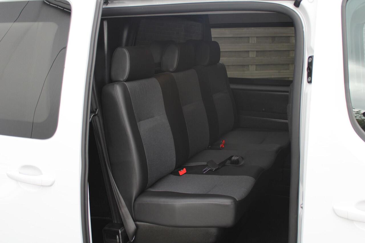 Peugeot EXPERT 2.0 BlueHDI 145PK L3 Dubbele Cabine Navigatie, Achteruitrijcamera, Trekhaak Afneembaar, Airco, Parkeersensoren Achter, Bluetooth, Cruise Control