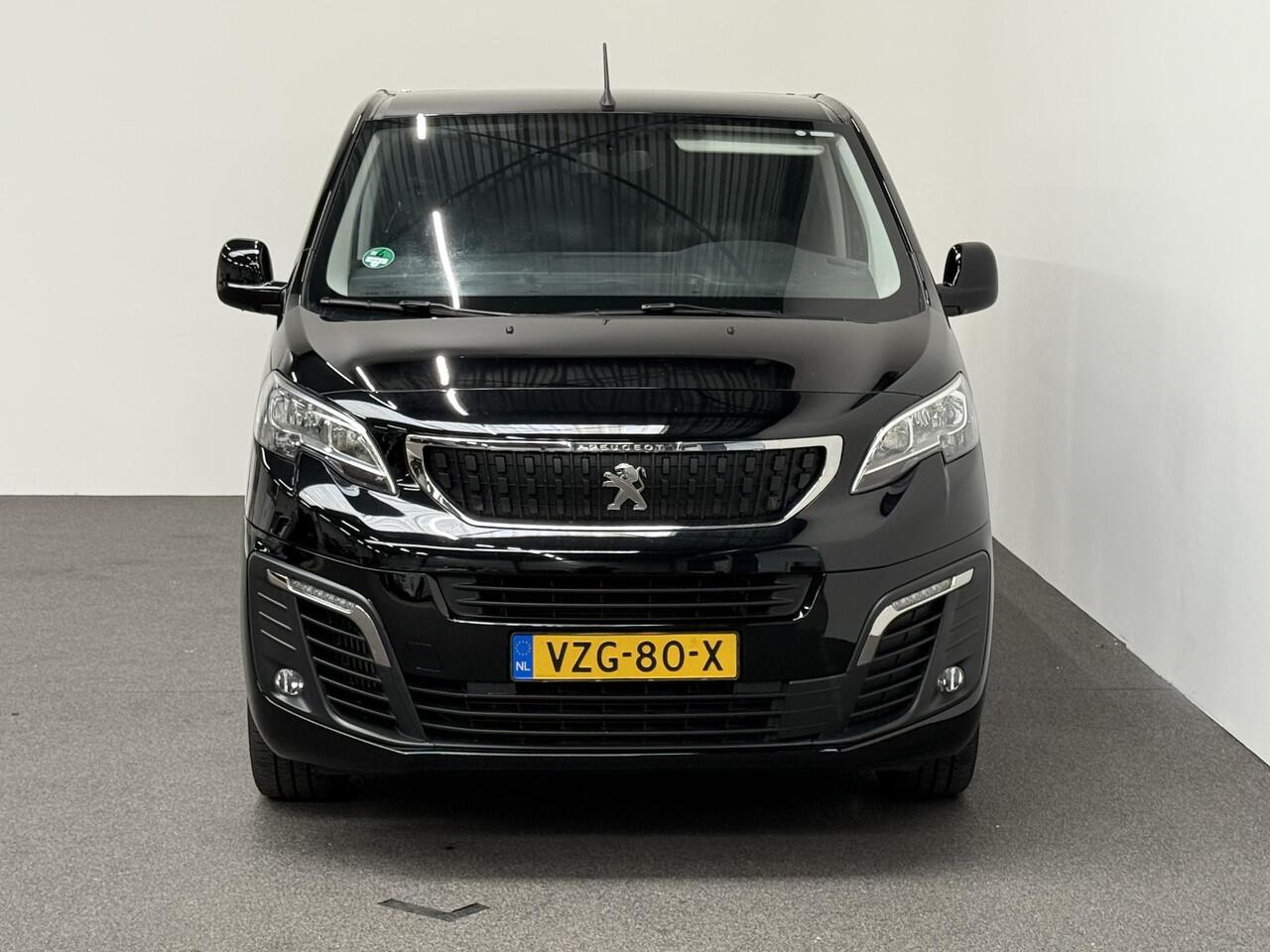 Peugeot EXPERT 2.0 BlueHDI 180PK Dubbele Cabine Automaat Navigatie Trekhaak Parkeersensoren Apple Carplay Cruise control Airco