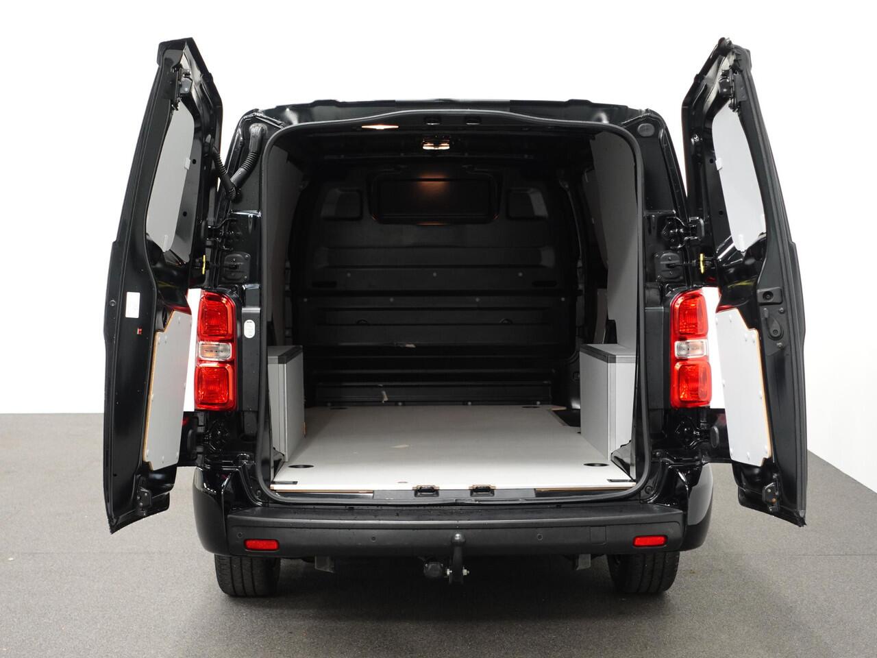 Peugeot EXPERT 2.0 BlueHDI 145 L3 Airco Navigatie Cruise control Sidebars Carplay Trekhaak