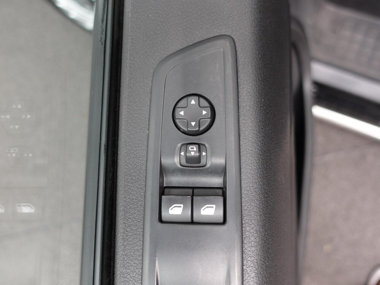 Peugeot EXPERT 2.0 BlueHDI 145 L3 Airco Navigatie Cruise control Sidebars Carplay Trekhaak