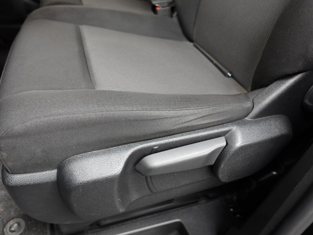 Peugeot EXPERT 2.0 BlueHDI 145 L3 Airco Navigatie Cruise control Sidebars Carplay Trekhaak