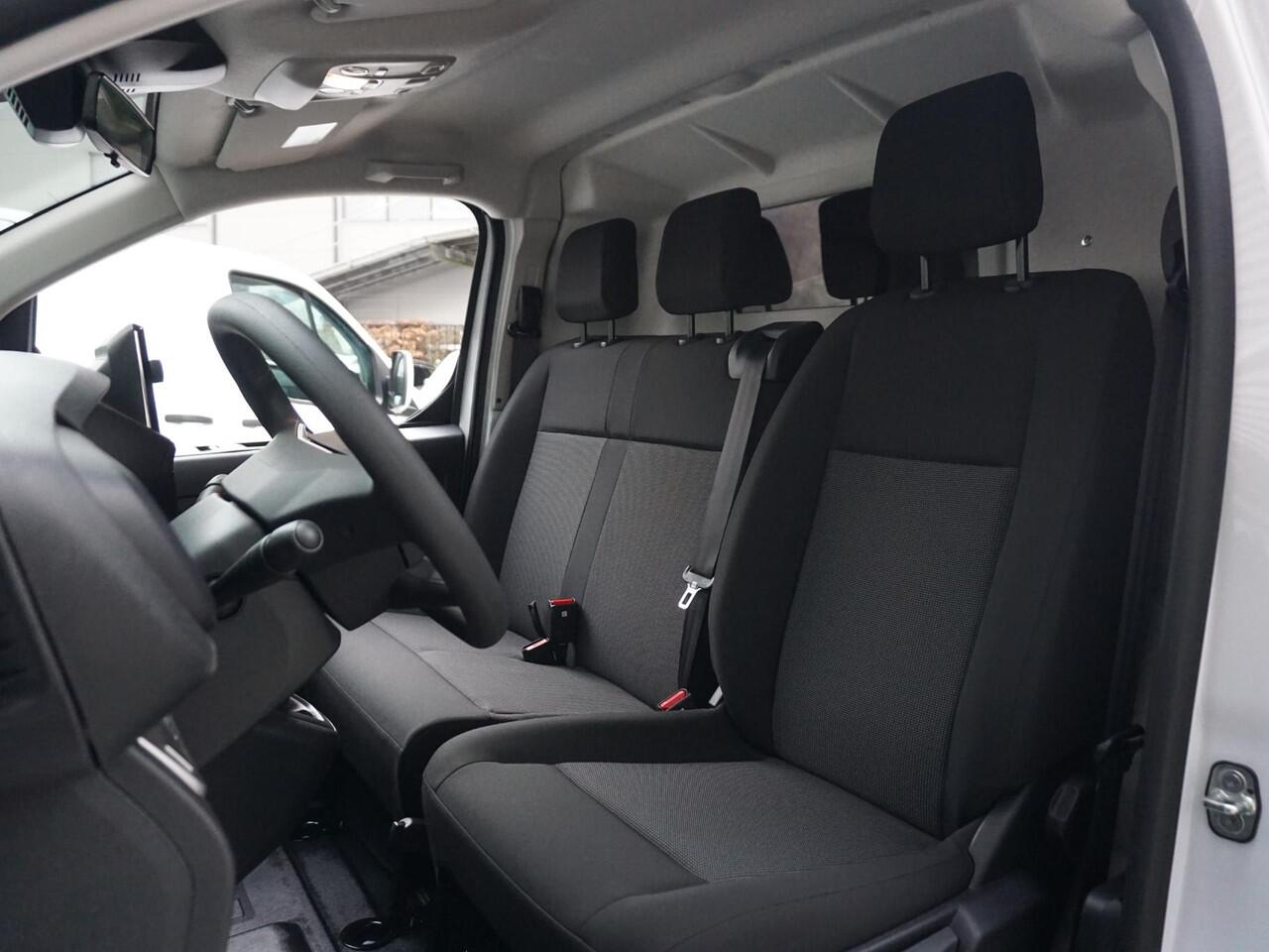 Peugeot EXPERT L3 2.0D 145 Pk. | 2,9% rente | Surround NAV pakket | trekhaak | camera | rijklaarprijs