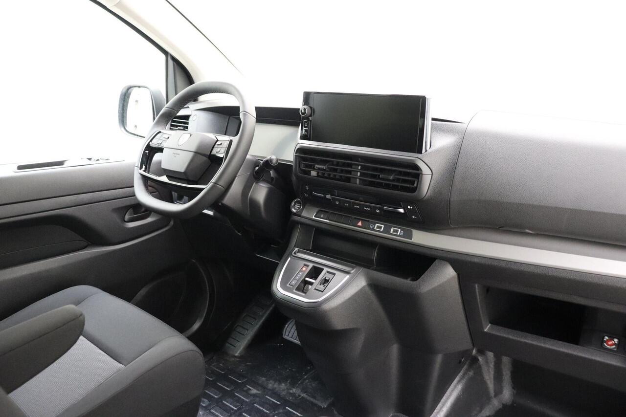 Peugeot EXPERT 2.0 BlueHDi S&S L3 DC 180 PK Automaat | Dubbele cabine | UIT VOORRAAD LEVERBAAR | BPM VRIJ! | Climate Control | Stuurverwarming | Betimmering | Apple Carplay | Navigatie | Camera | LM Velgen