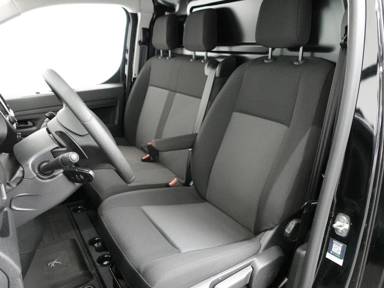 Peugeot EXPERT 145pk L3 Automaat Airco Cruise Navi Trekhaak Airco Cruise Control Trekhaak