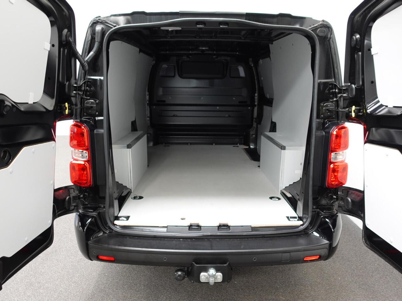 Peugeot EXPERT 145pk L3 Automaat Airco Cruise Navi Trekhaak Airco Cruise Control Trekhaak