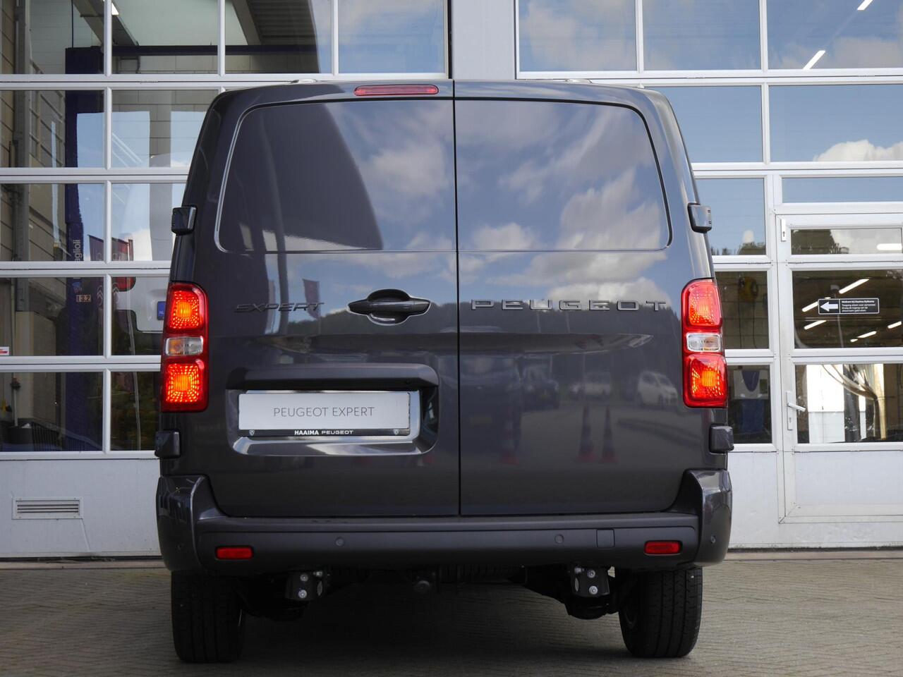 Peugeot EXPERT 2.0 BlueHDi 145 L3 | Nieuwe auto | Full led | Bumpers in kleur | Lichtmetalen velgen | Afneembare trekhaak | Navigatie | Achteruitrijcamera | Adaptive cruisecontrol | Laadruimte pakket | Keyless entry en start | Stoel en stuurverwarming