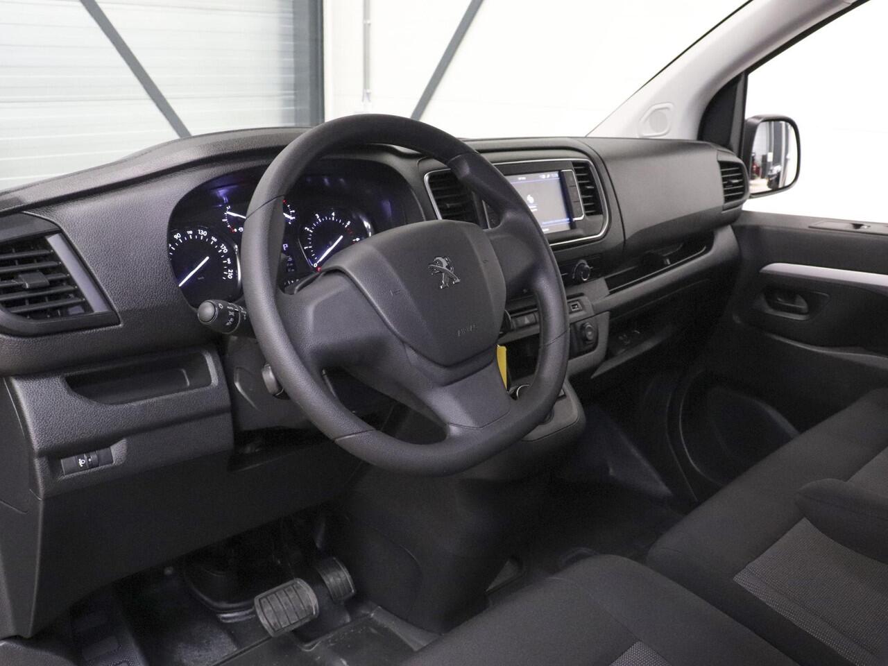 Peugeot EXPERT 2.0 BlueHDI Long Premium Dubbele Cabine Automaat Pack Look Navigatie Airco Bluetooth Parkeer sensoren Cruise Control Trekhaak *