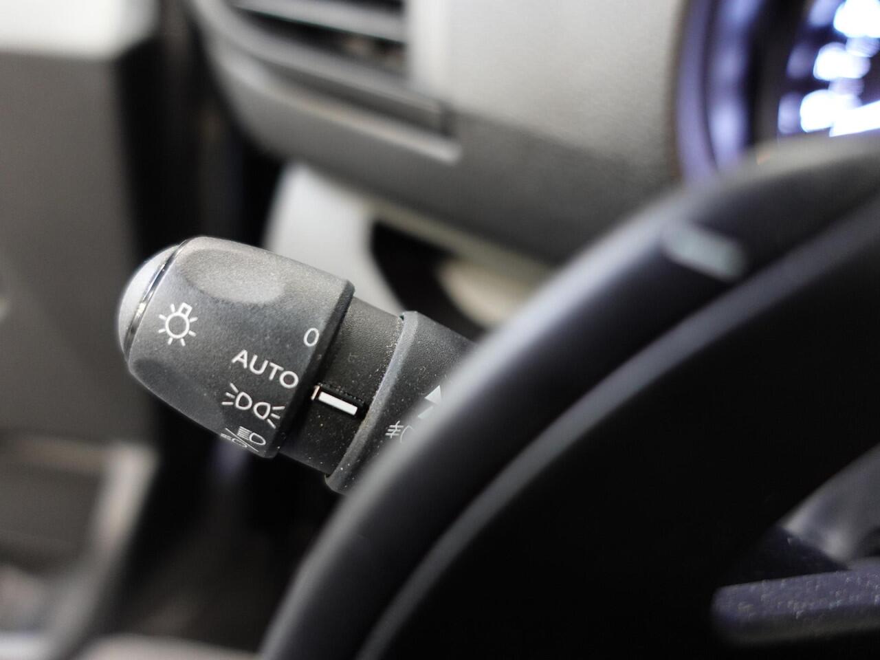 Peugeot EXPERT 180pk Automaat L3H1 Long Premium Dubbele Cabine Trekhaak Navigatie Euro6