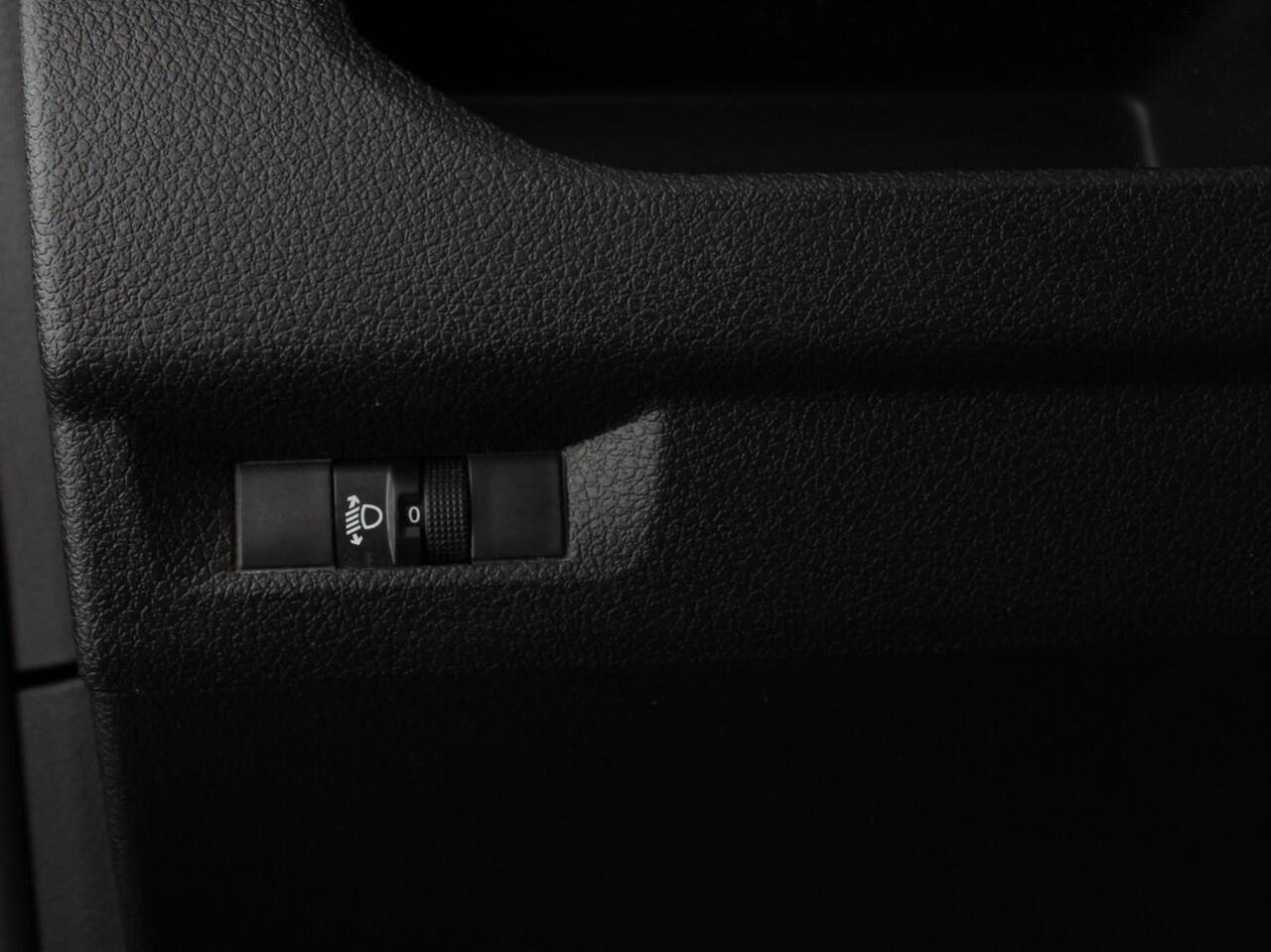 Peugeot EXPERT 2.0 BlueHDI 180pk Automaat L3 Premium DC | Navigatie | Bluetooth |Lichtmetalen Velgen | Look pakket | Airco | Trekhaak