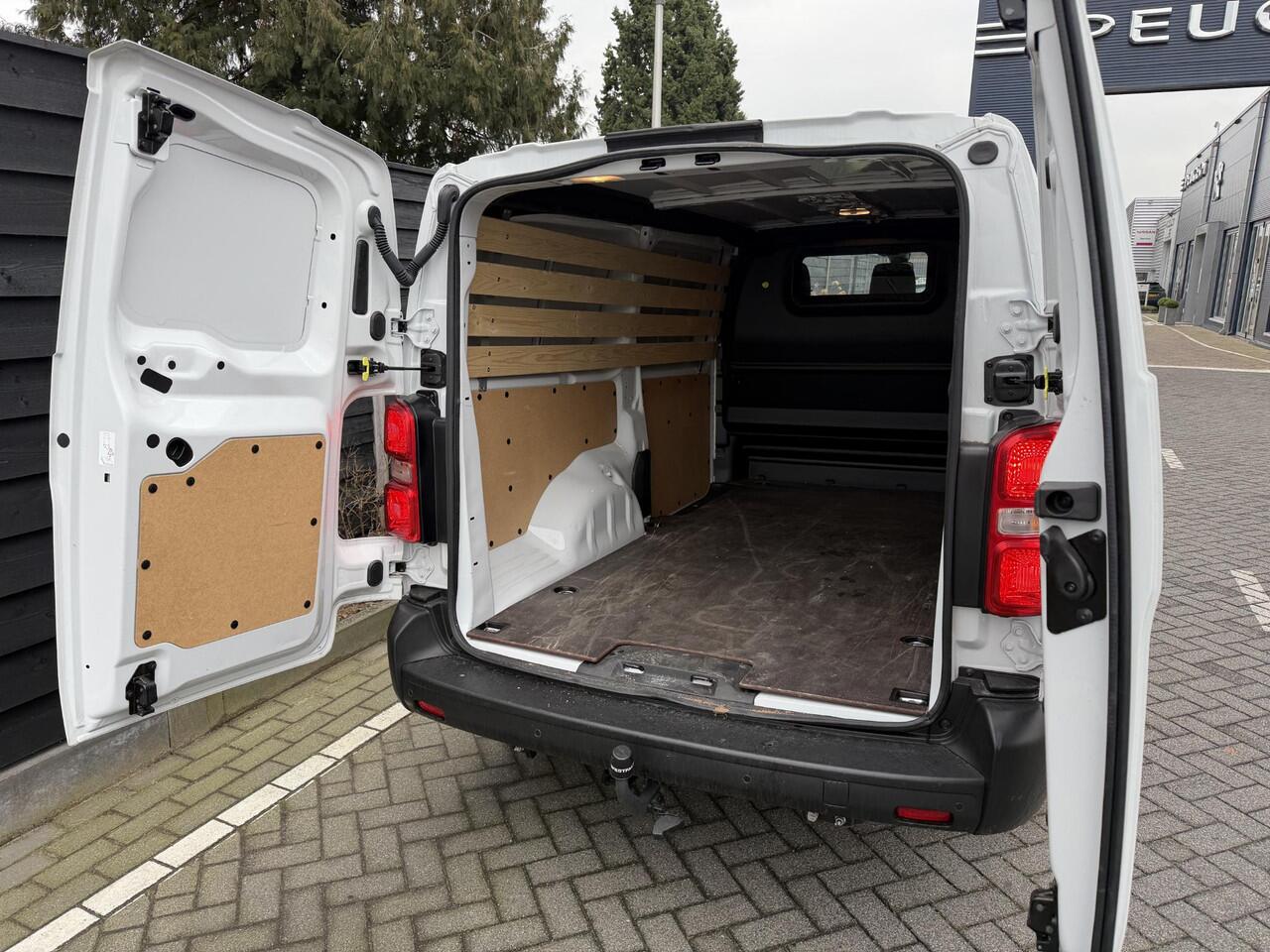 Peugeot EXPERT 1.5 BlueHDI 100PK S&S L3 Navigatie, Achteruitrijcamera, Parkeersensoren Achter, Bluetooth, Apple Carplay, Android Auto