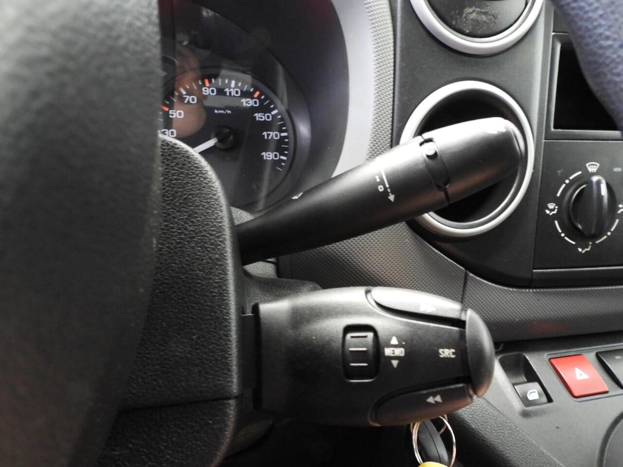 Peugeot PARTNER 120 1.6 BlueHDi 75 L1 Profit+ AIRCO/SCHUIFDEUR/TREKHAAK/IMPERIAAL!