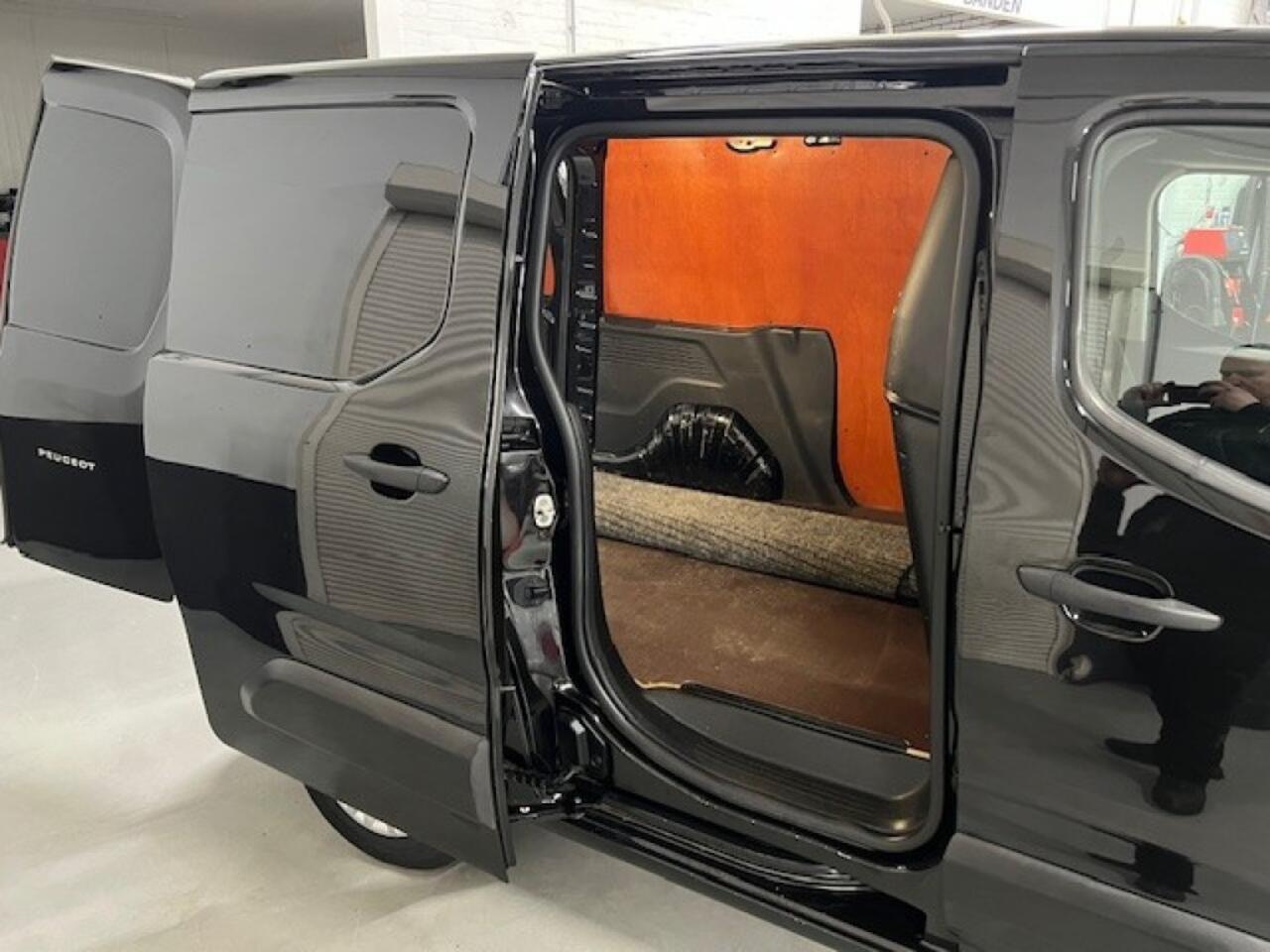 Peugeot PARTNER 1.5 BLUEHDI PRO, AIRCO, PDC, Bank, Schuifdeur