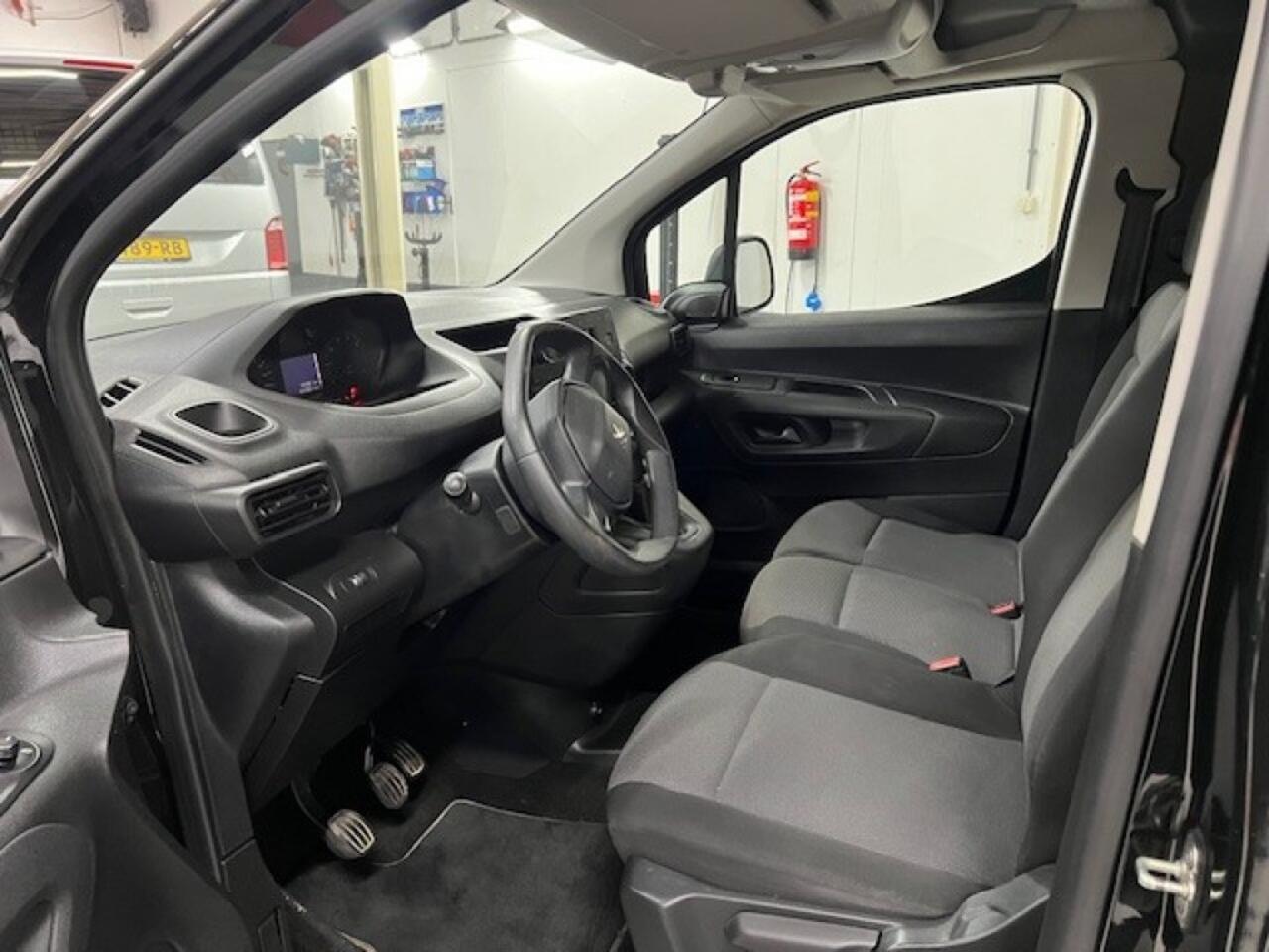 Peugeot PARTNER 1.5 BLUEHDI PRO, AIRCO, PDC, Bank, Schuifdeur