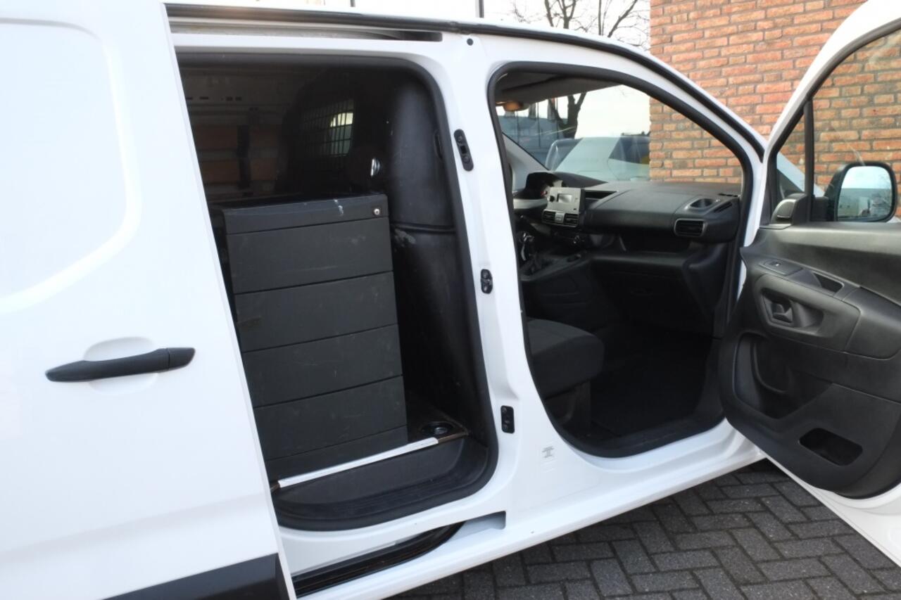 Peugeot PARTNER 1.6 BlueHDI Pro Trekhaak, Schuifdeur, Airco euro 6