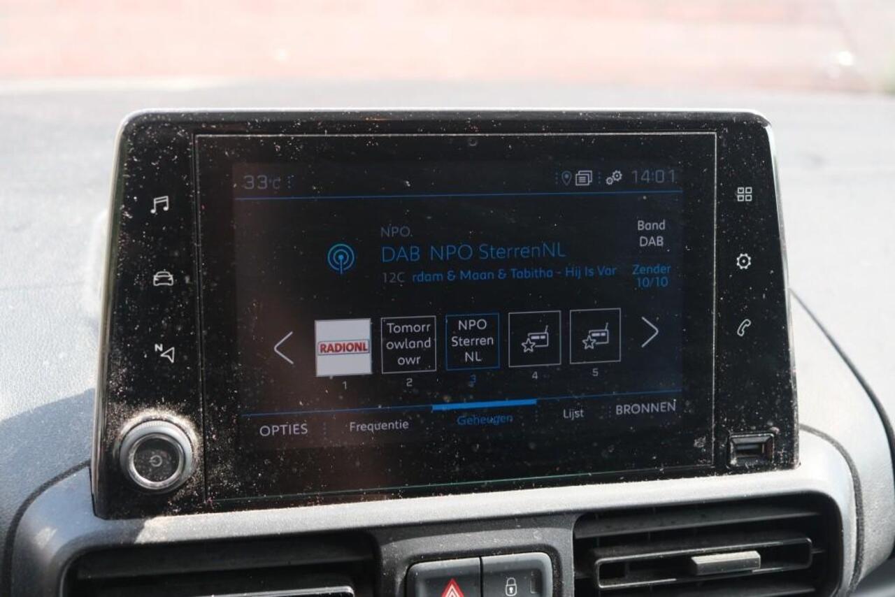 Peugeot PARTNER 1.5 BlueHDi 75pk Pro | Navi | App Connect | Airco | Trekhaak