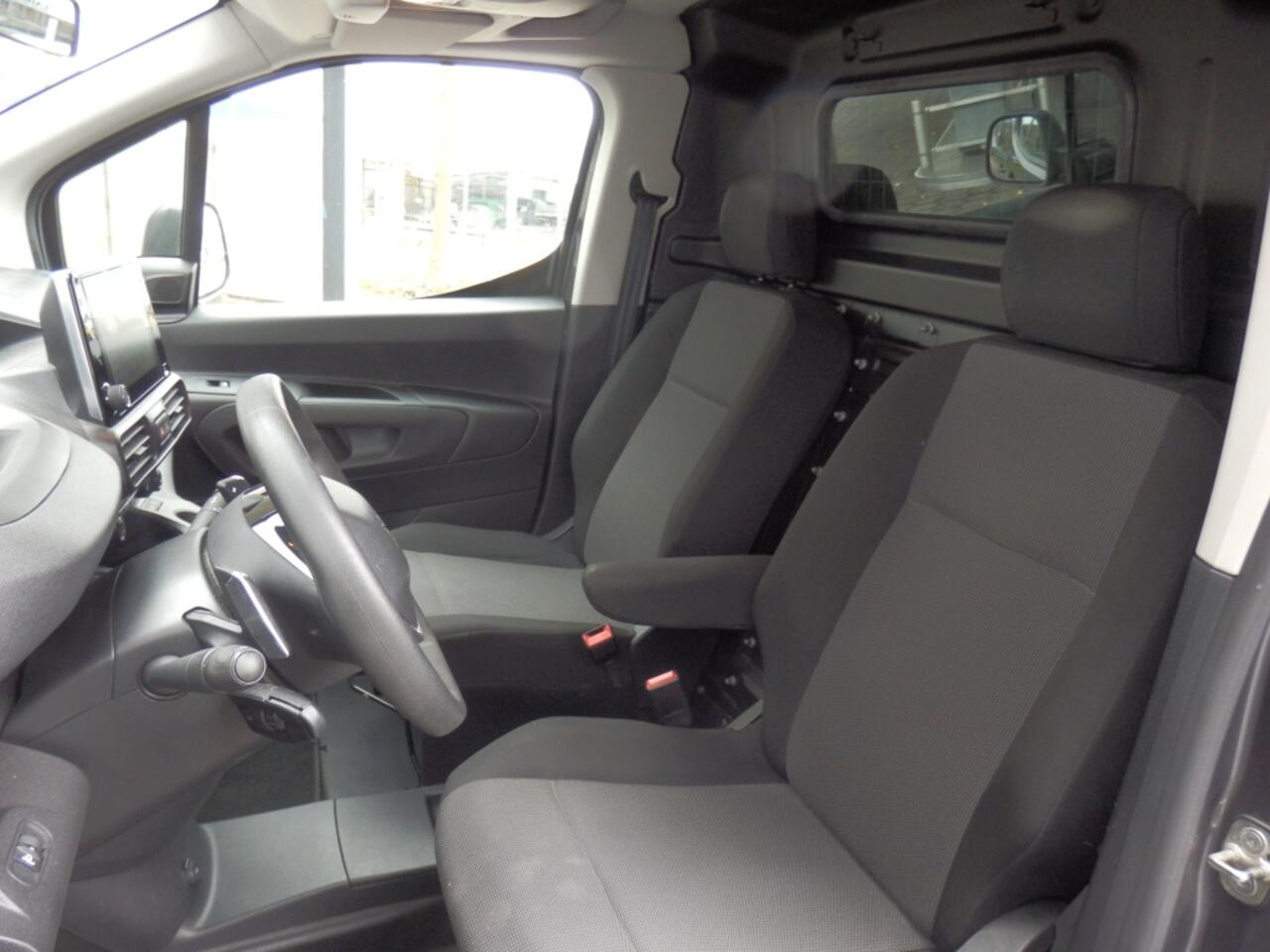 Peugeot PARTNER 1.5 BlueHDI 131 pk. Premium I Automaat I BPM vrij I LM velgen I