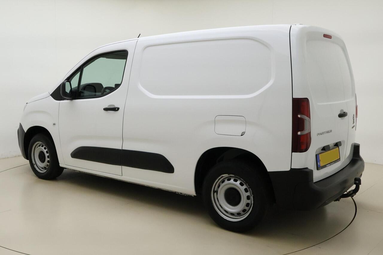 Peugeot PARTNER 1.5 BlueHDI Premium 100 PK | Handgeschakeld | Apple Carplay/Android Auto l PDC l Bluetooth l Elek. ramen l Cruise l 3 zitplekken