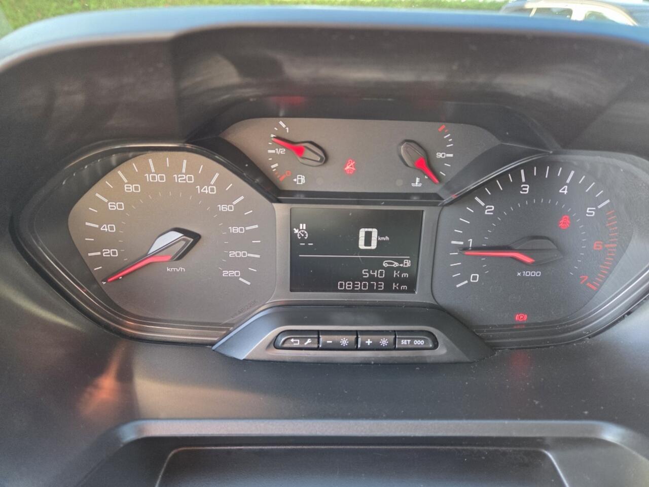 Peugeot PARTNER L2 1.5 BlueHDI Premium Long | 3-zits | Trekhaak