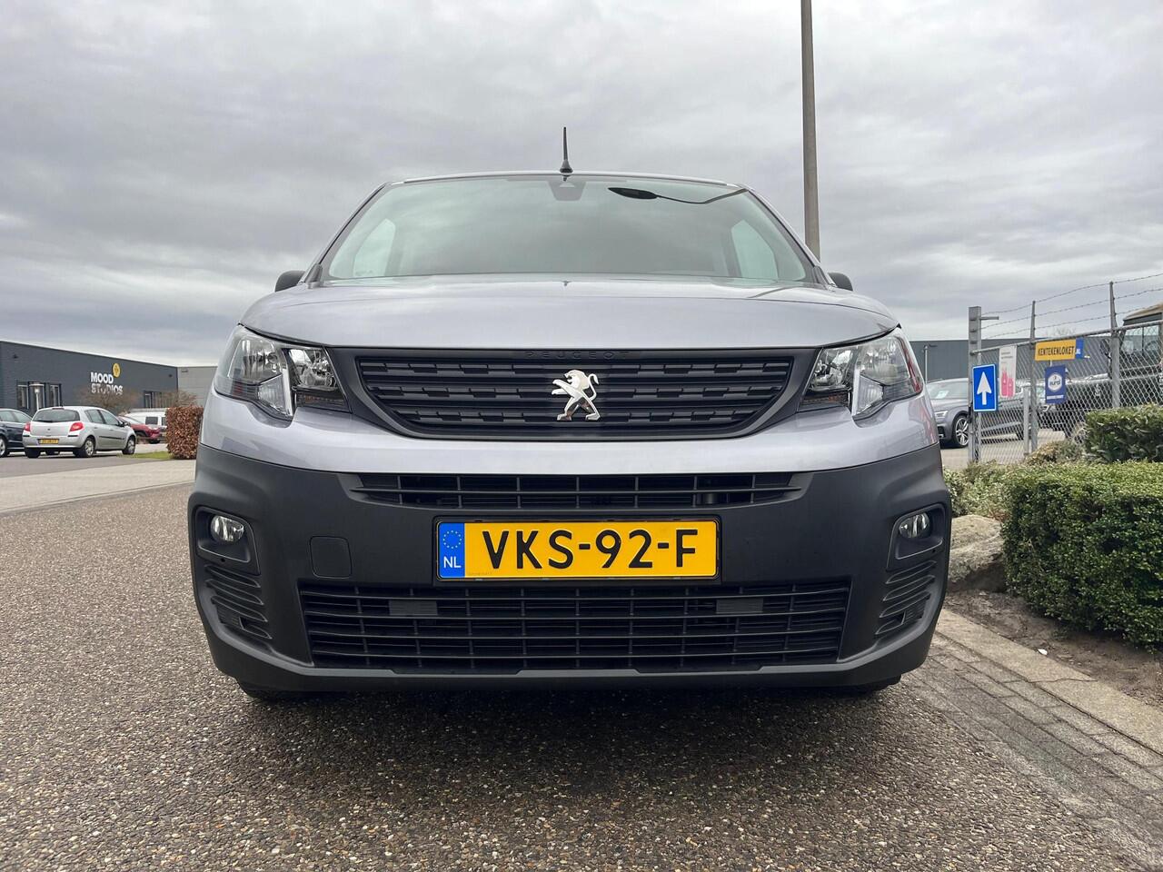 Peugeot PARTNER 1.5 BlueHDI Premium | NAVI | Carplay | Trekhaak | Laadvloer en betimmering | Cruise Control | Keyless