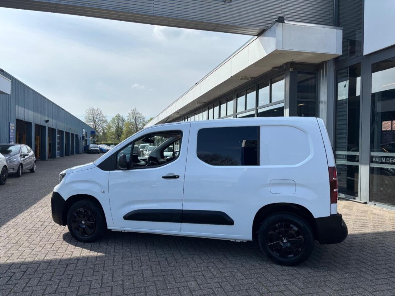 Peugeot PARTNER 1.2 PURET.BLUE 110 PK AIRCO EX BTW