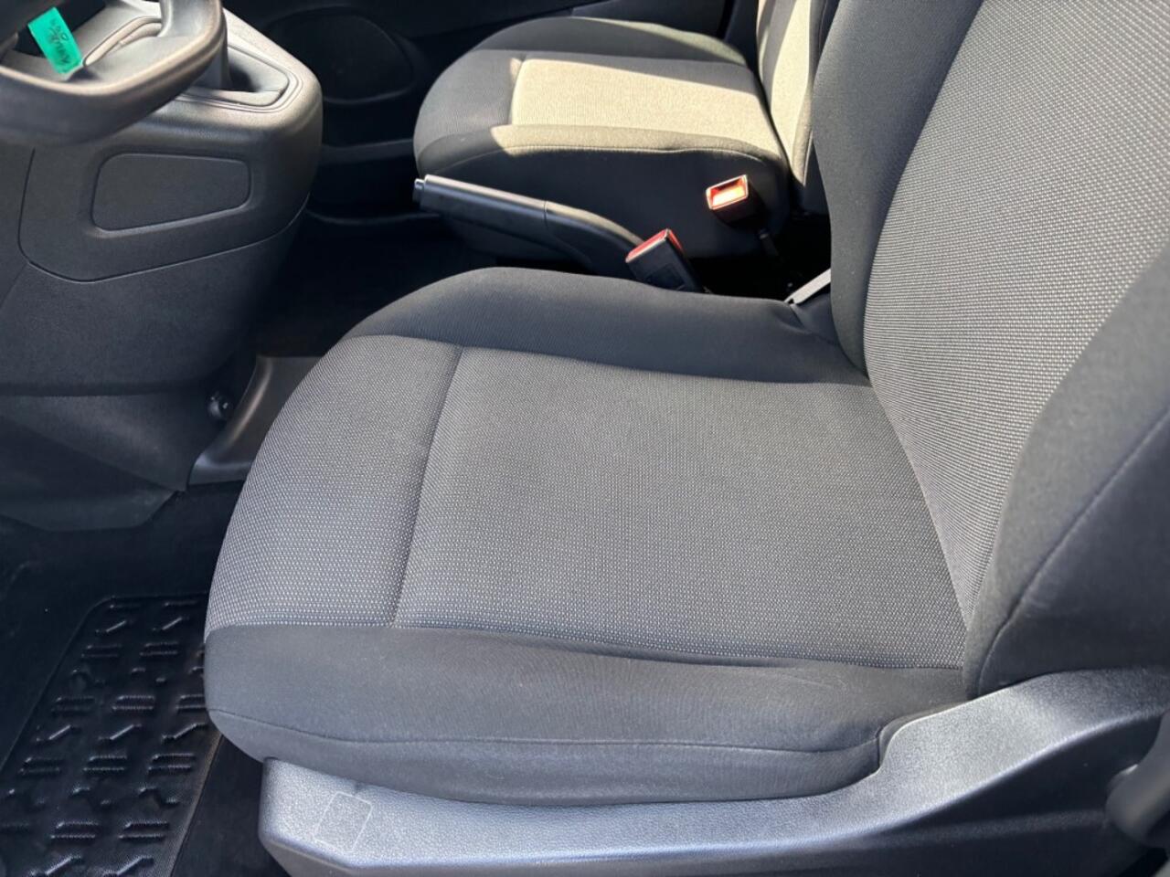 Peugeot PARTNER 1.2 PURET.BLUE 110 PK AIRCO EX BTW