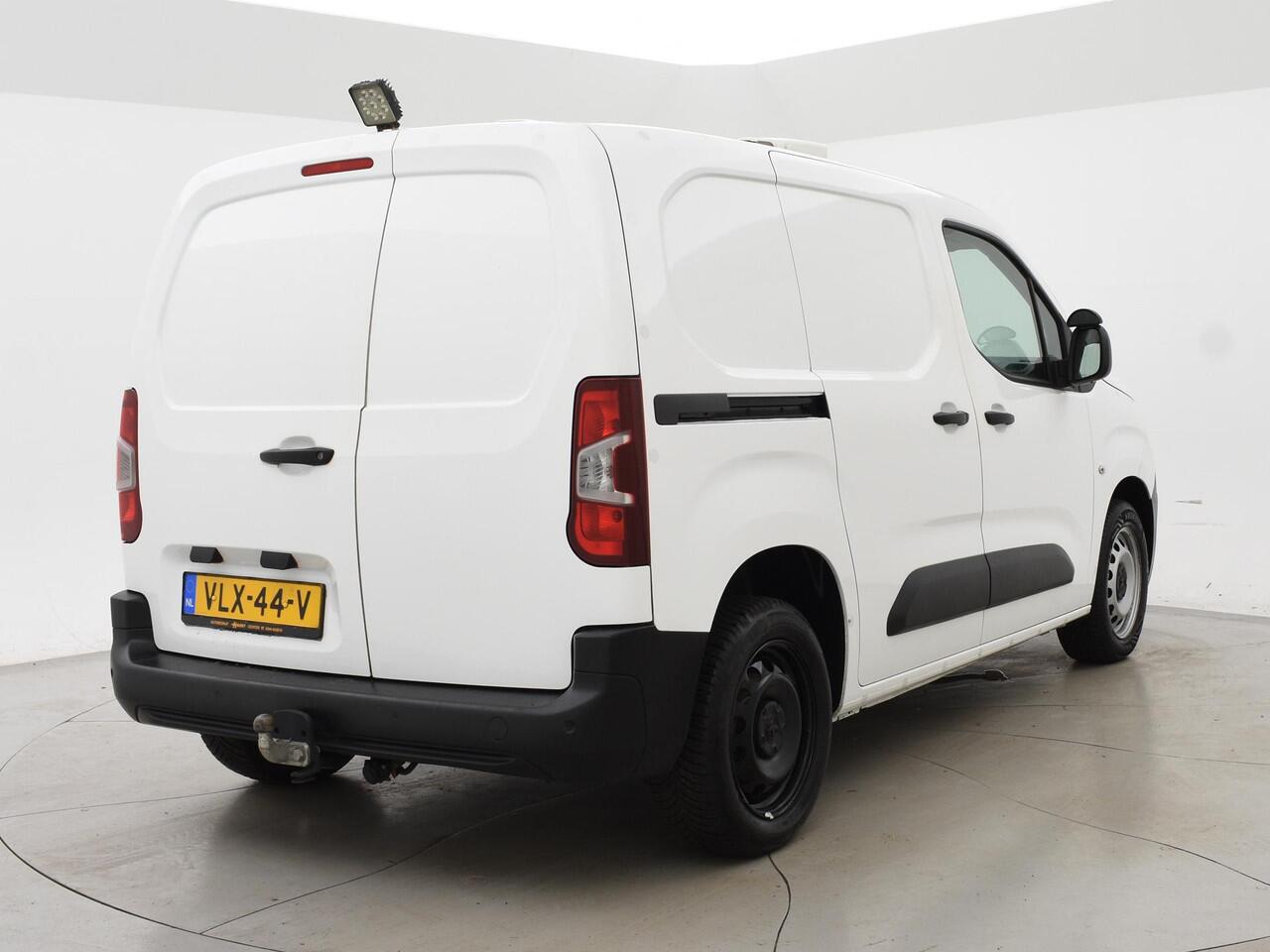 Peugeot PARTNER 1.5 BLUEHDI 100 PK PREMIUM + BOTT KAST | 230V OMVORMER | TREKHAAK | APPLE CARPLAY