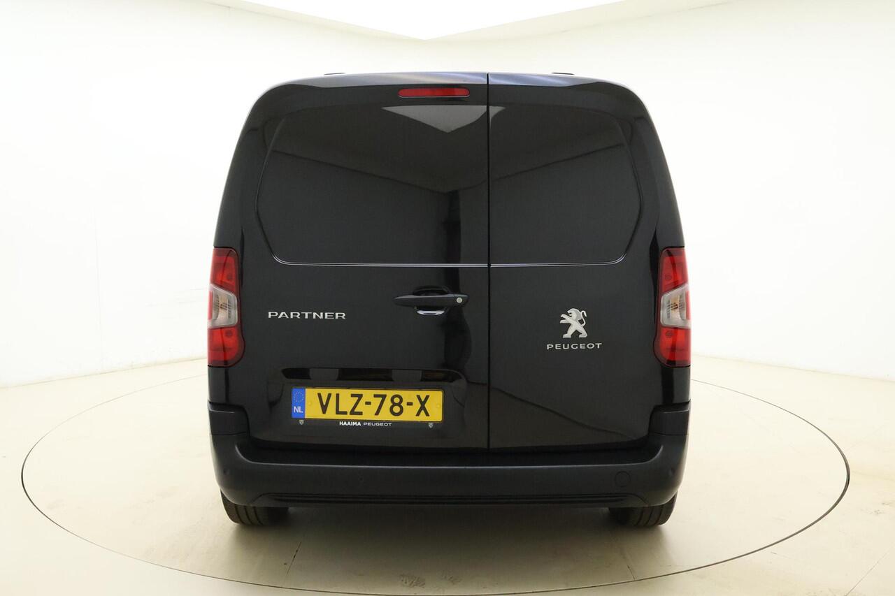 Peugeot PARTNER 1.5 BlueHDI Premium 75 PK | Handgeschakeld | 3-Zits | Betimmering | Airco | Cruise Control | Parkeersensor | Bluetooth | 1e eigenaar