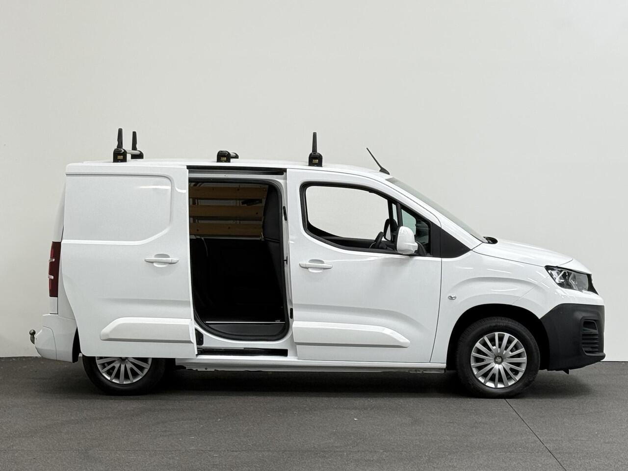 Peugeot PARTNER 1.5 BlueHDI Premium Airco App-connect Parkeersensoren Trekhaak