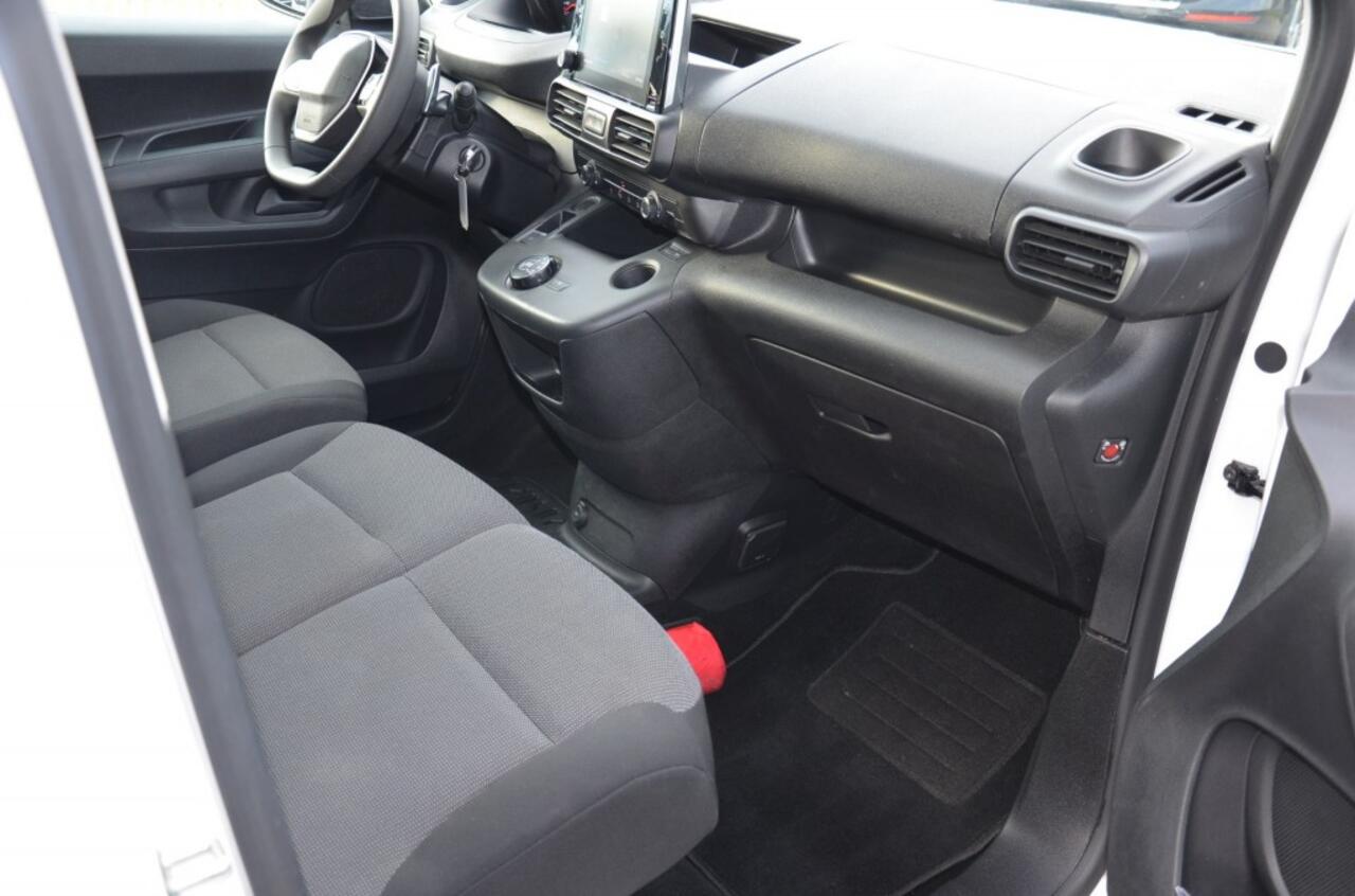 Peugeot PARTNER 1.5 Blue HDI Automaat ,Airco 130PK