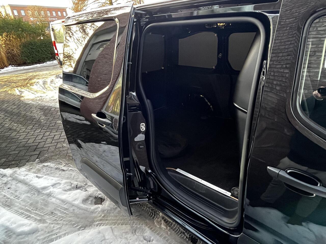 Peugeot PARTNER e-Partner L1 Premium EV 50kWh 136pk | 3-ZITS | CAMERA | APPLE CARPLAY / ANDROID AUTO | PARKEERHULP V+A | AIRCO | CRUISE CONTROL