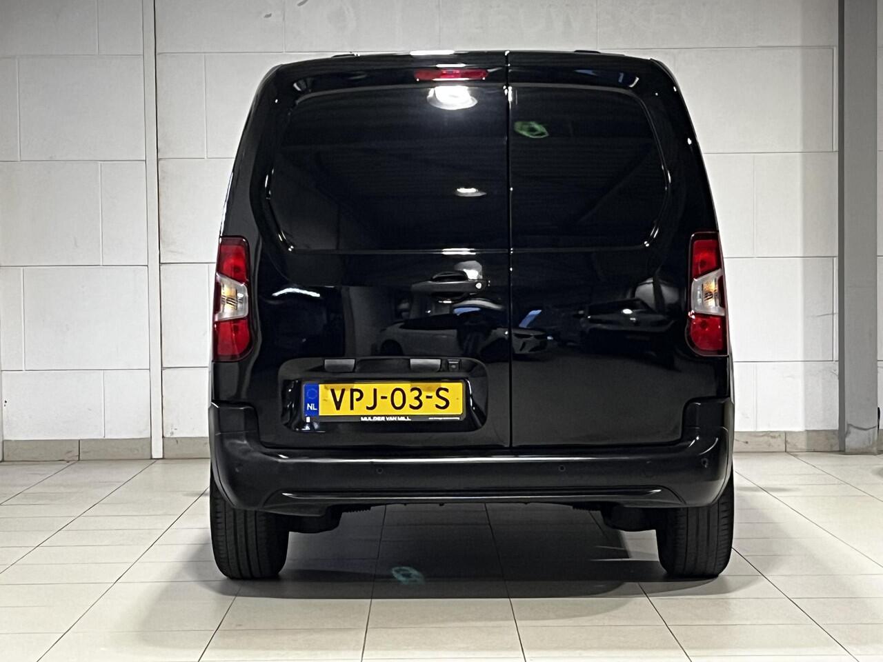 Peugeot PARTNER e-Partner L1 Premium EV 50kWh 136pk | 3-ZITS | CAMERA | APPLE CARPLAY / ANDROID AUTO | PARKEERHULP V+A | AIRCO | CRUISE CONTROL