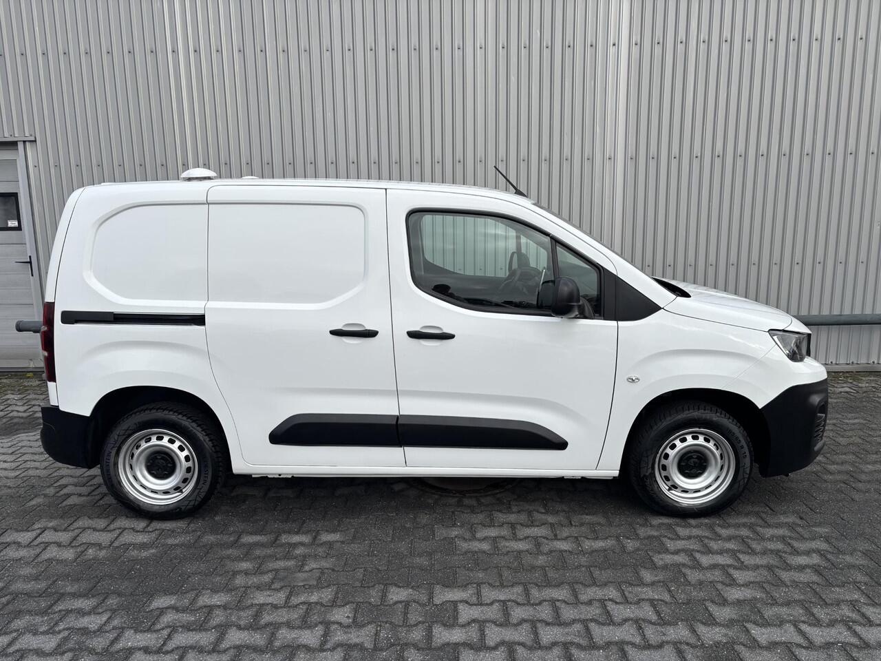 Peugeot PARTNER 1.5 BlueHDI Premium*A/C*CRUISE*NIEUW MODEL*NAVI*