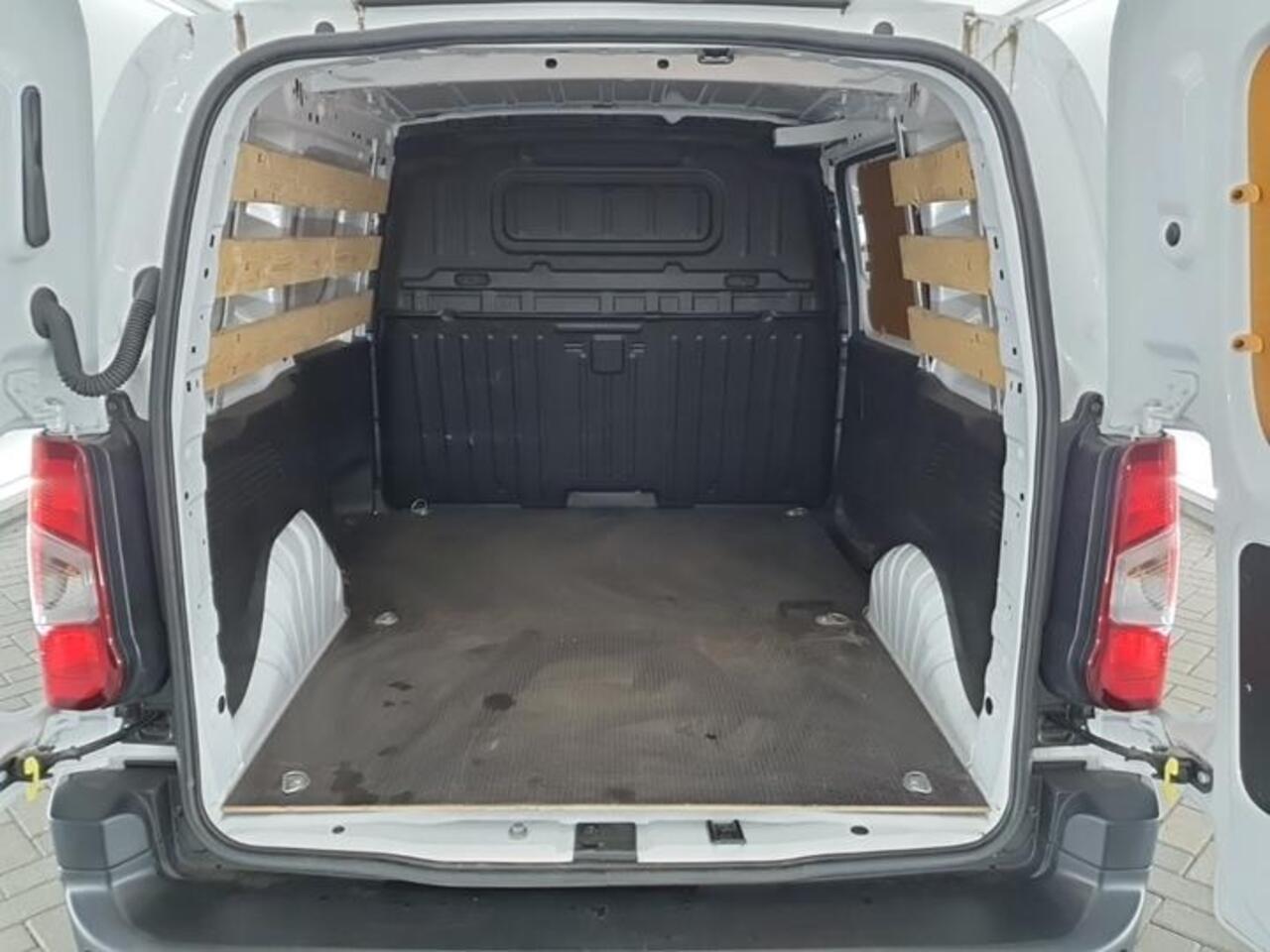 Peugeot PARTNER 1.5 BlueHDi 100 S&S L1 | Airco | PDC |