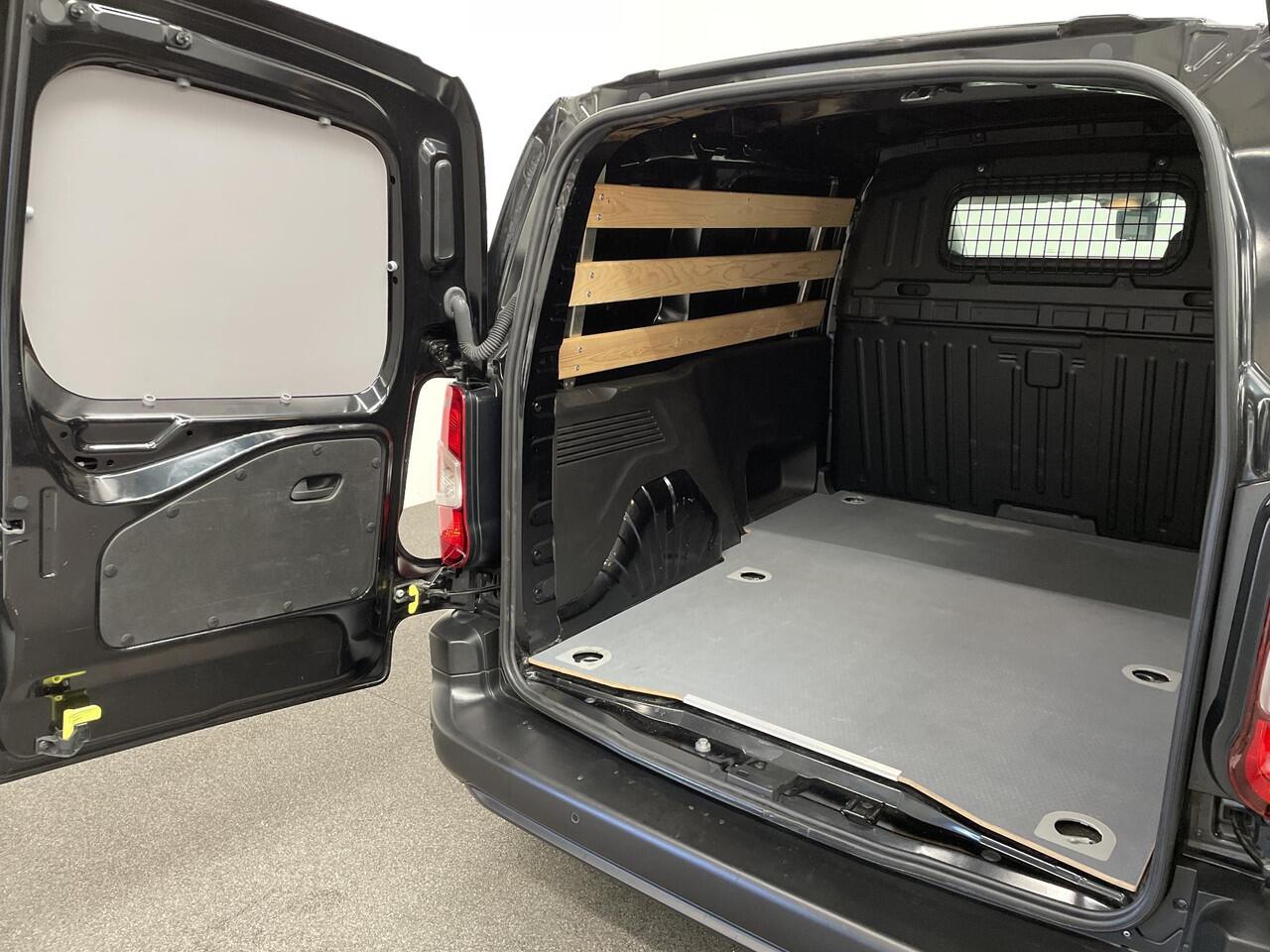 Peugeot PARTNER 1.5 BlueHDi 100 S&S L1 Navi Airco Cruise Control PDC achter Camera 2-zits