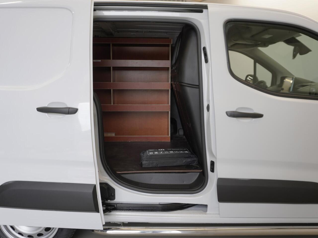 Peugeot PARTNER 1.5 BlueHDi 130 EAT8 S&S L1 | Automaat | Trekhaak | Betimmering | Geheel rijklaar incl. garantie