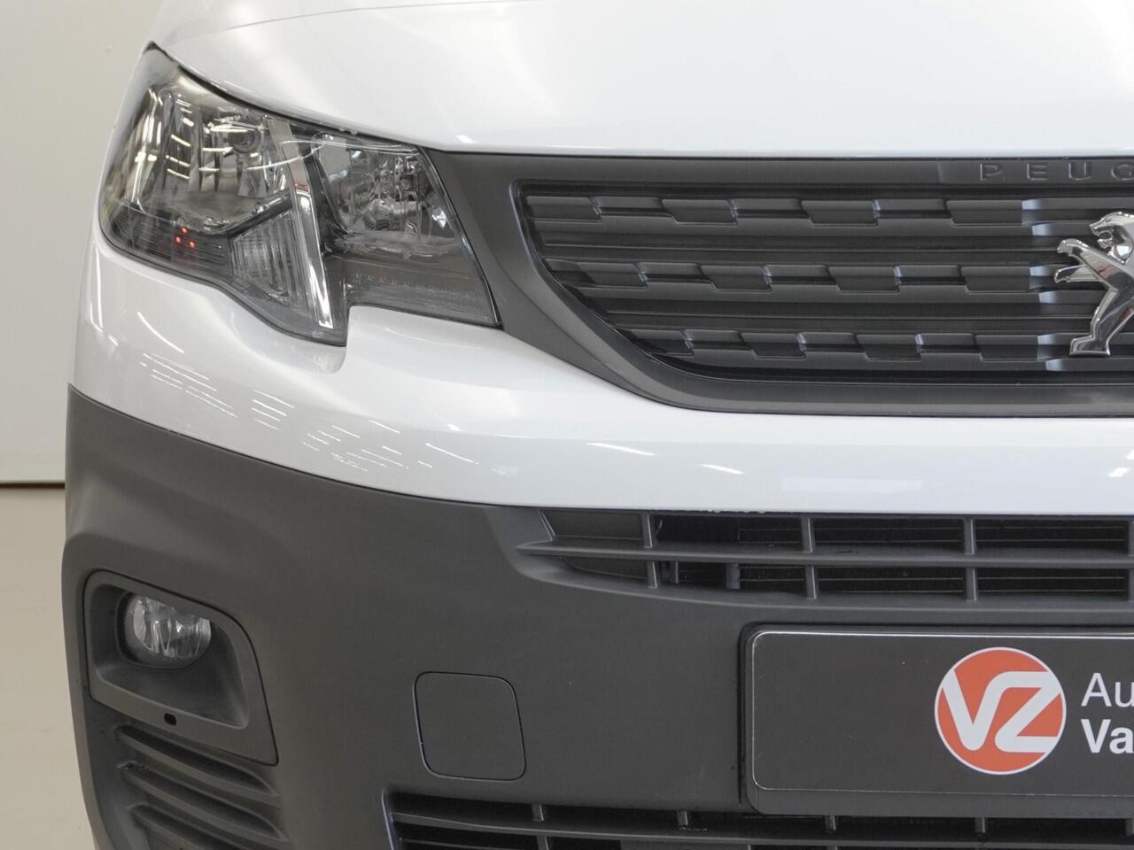 Peugeot PARTNER 1.5 BlueHDi 130 EAT8 S&S L1 | Automaat | Trekhaak | Betimmering | Geheel rijklaar incl. garantie