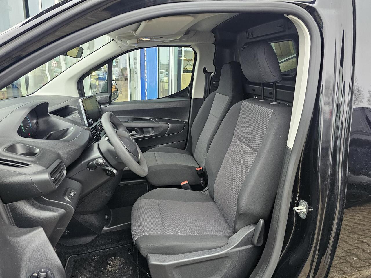Peugeot PARTNER e-Partner 136 L1 50 kWh Lane assist | Navigatie | Led dagrijverlichting | Multifunctioneel stuur | App voorbereiding