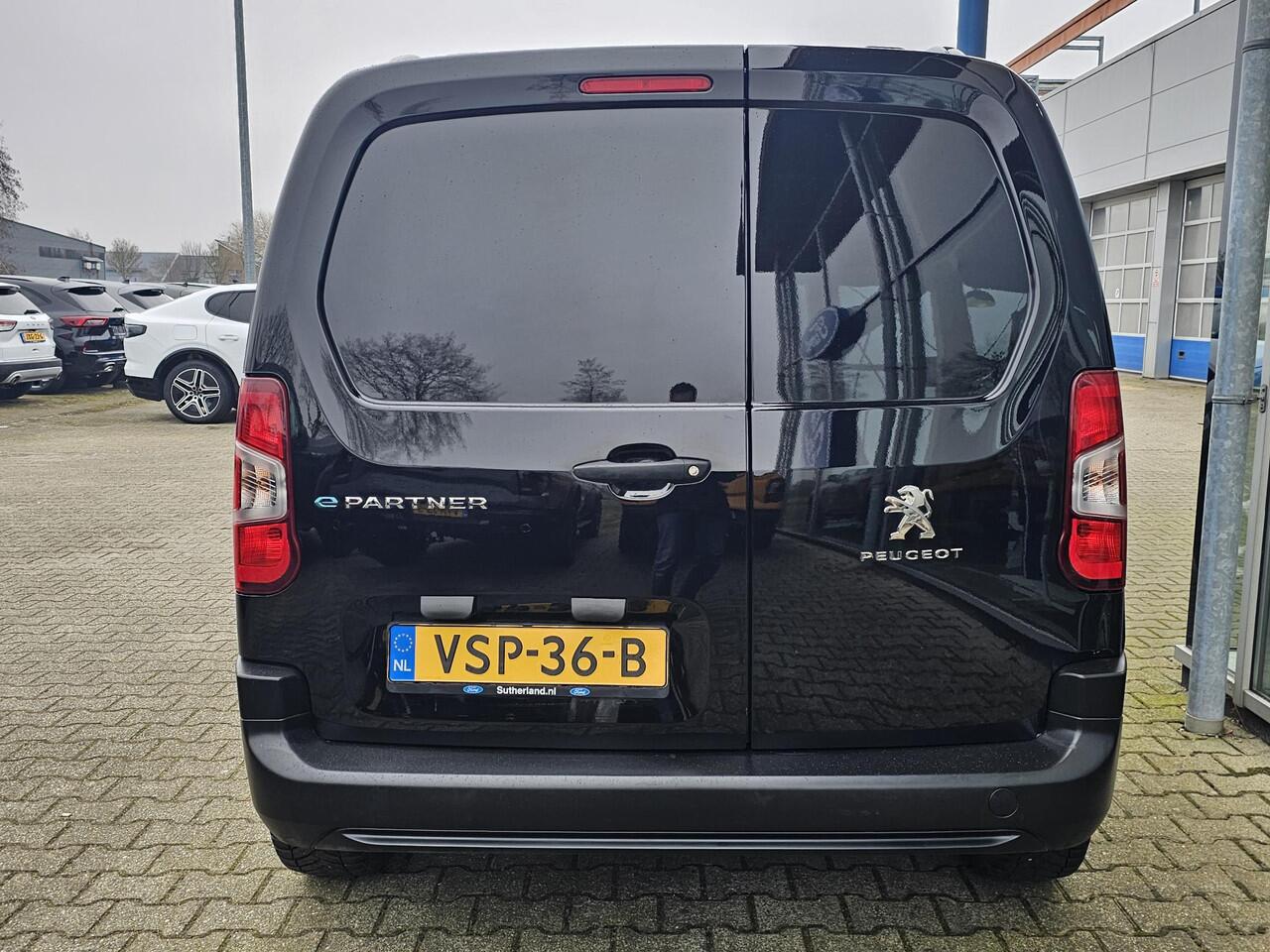 Peugeot PARTNER e-Partner 136 L1 50 kWh Lane assist | Navigatie | Led dagrijverlichting | Multifunctioneel stuur | App voorbereiding