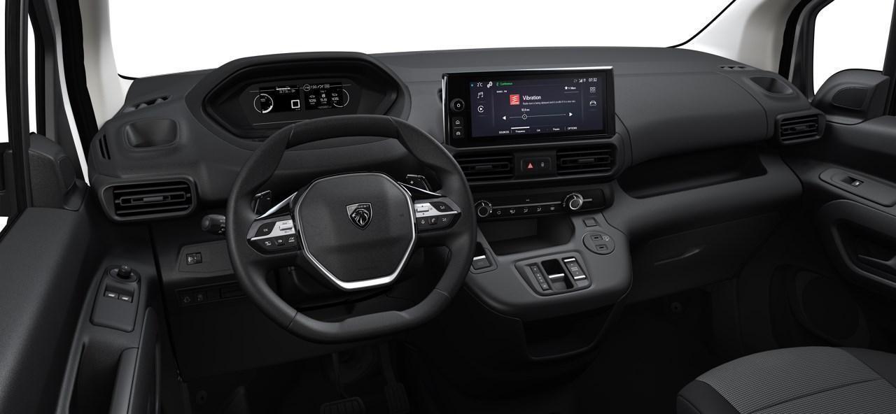 Peugeot PARTNER 1.5 BlueHDi 130 EAT8 S&S L1 | VOORRAAD | Snel leverbaar en BPM vrij! | Apple Carplay/Android Auto | Camera | Houten afwerking laadruimte