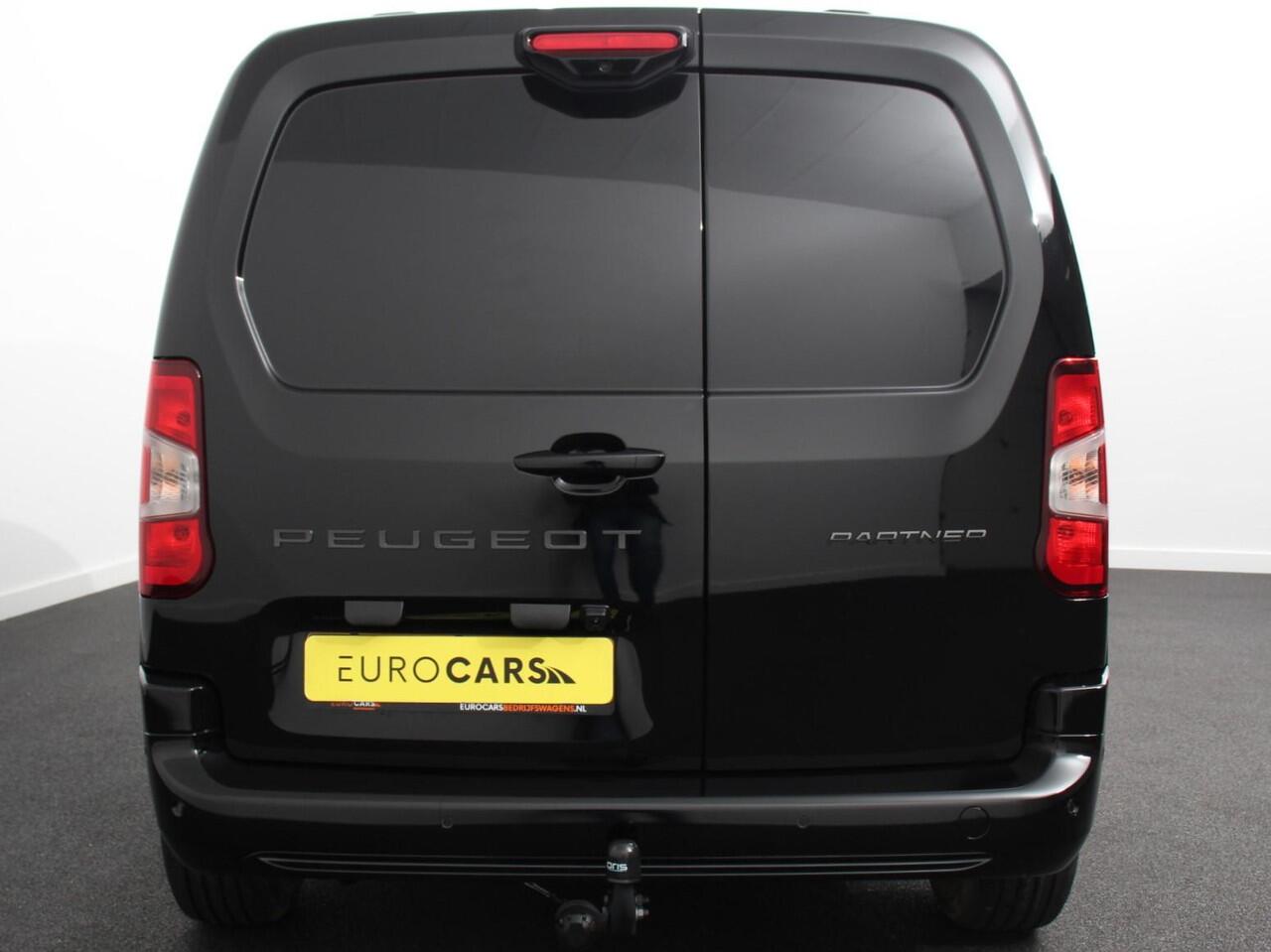 Peugeot PARTNER 1.5 BlueHDi 130 S&S L1 Automaat Navigatie Apple Carplay / Android Auto DAB trekhaak Cruise Control Airco Houten bekleding laadruimte