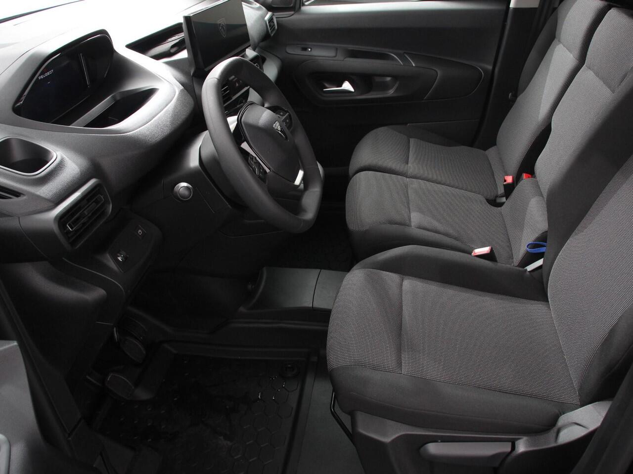 Peugeot PARTNER 1.5 BlueHDi 130 S&S L1 Automaat Navigatie Apple Carplay / Android Auto DAB trekhaak Cruise Control Airco Houten bekleding laadruimte