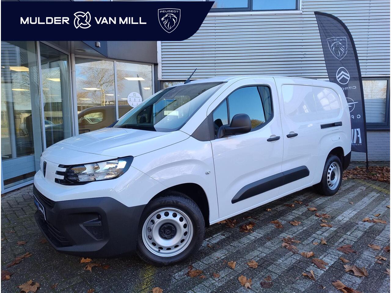 Peugeot PARTNER L2 1.5 BlueHDi 100pk | BPM vrij | Dubbele schuifdeur in laadruimte | Multimedia | Apple Carplay | Android Auto | Parkeersensoren achter | Stuurwielbediening | Digital cockpit | Airco | Cruise Control | Bluetooth radio DAB+