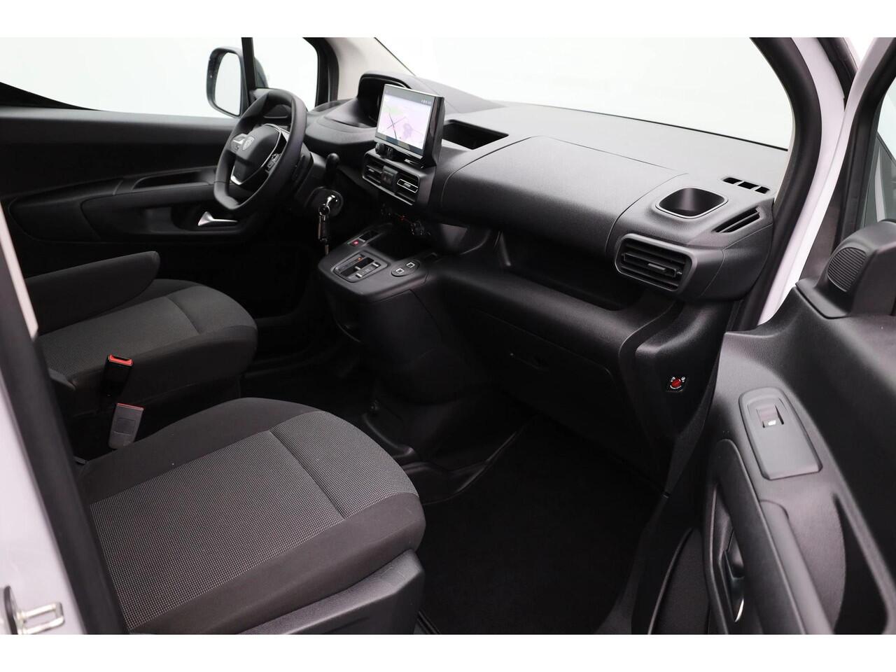 Peugeot PARTNER 1.5 BlueHDi 130PK EAT8 Automaat L1 Navigatie, Achteruitrijcamera, Trekhaak, Apple Carplay, Android Auto, Dodehoekdetectie