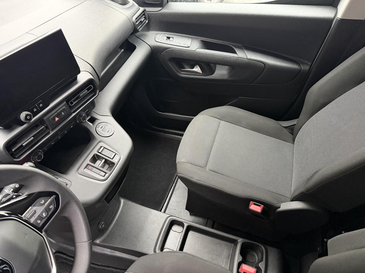 Peugeot PARTNER 1.5 BlueHDi 130 EAT8 S&S L1 Automaat, Trekhaak, Betimmering, Navigatie, Camera, Parkeersensoren voor en achter