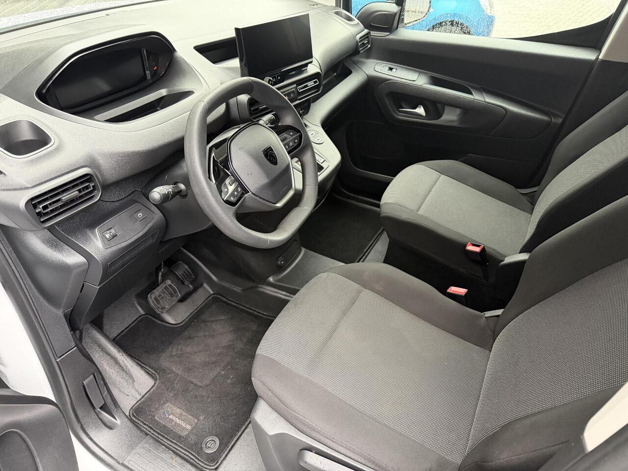 Peugeot PARTNER 1.5 BlueHDi 130 EAT8 S&S L1 Automaat, Trekhaak, Betimmering, Navigatie, Camera, Parkeersensoren voor en achter