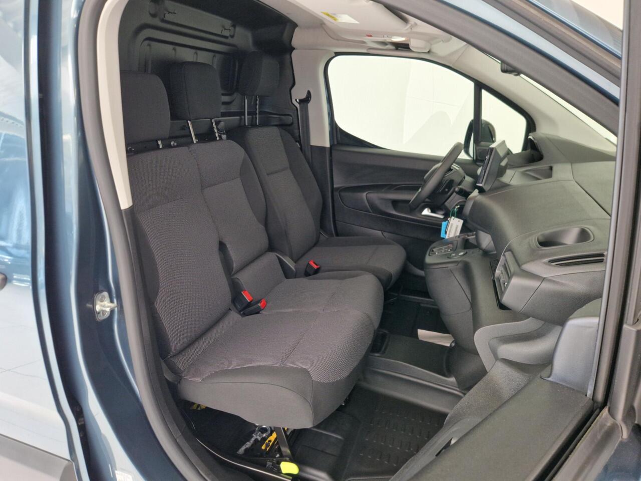 Peugeot PARTNER e-Partner L2 50 kWh | tot 8 jaar garantie | Pakket Comfort Connect | Pakket Drive Assist | betimmering | velgen | Climate Control | rijklaarprijs